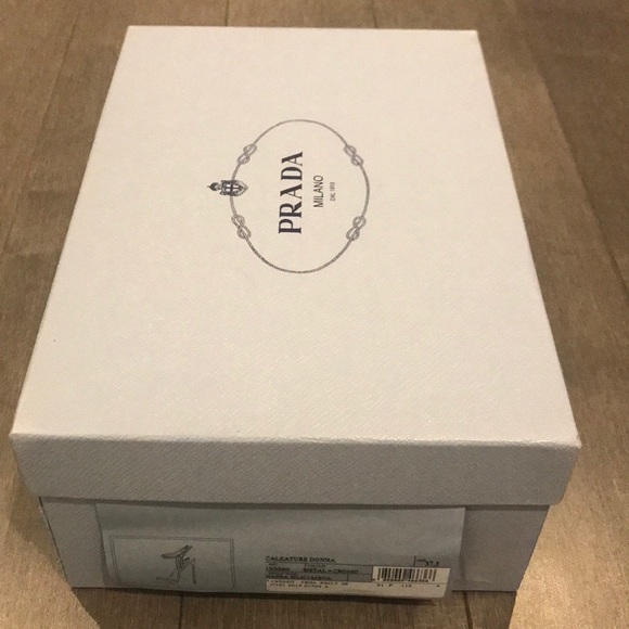 Prada - Sandals - Picture 2 of 8